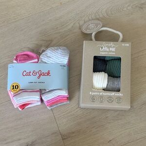12-24mo Toddler Cat & Jack Low-Cut Socks and Simply Little Me Turncuff Socks Set